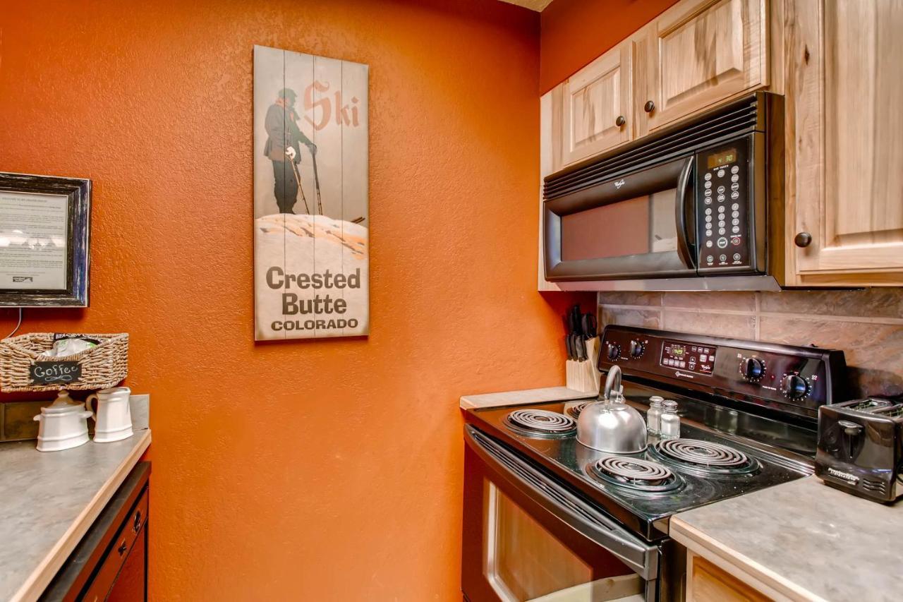 Tastefully Decorated Emmons Condo Condo Крестед Бют Екстериор снимка